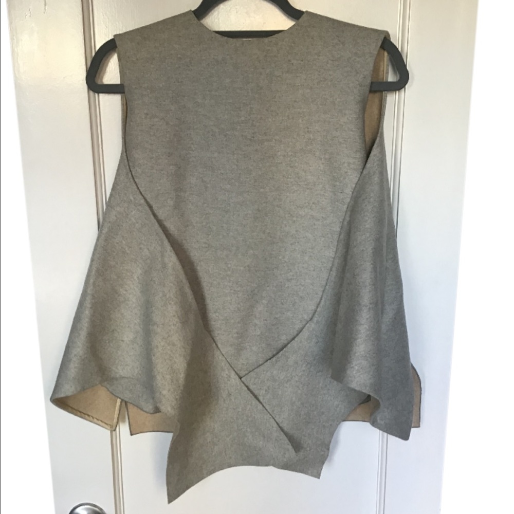 Celine Knotted Top - Picture 2 of 11